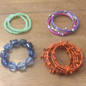 4 Bracelets